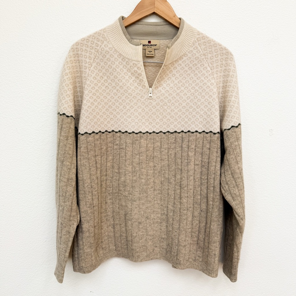 Woolrich Vintage Women’s Lambs Wool Sweater Size XL